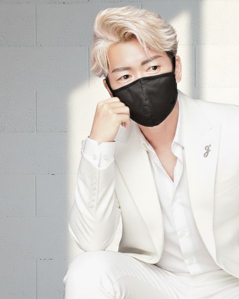 Mr.J